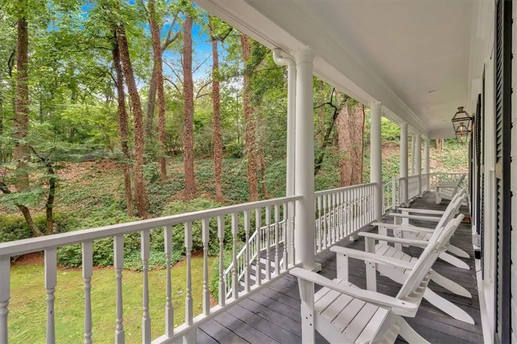 400 Old Ivy Road Ne, Atlanta, Georgia 30342, 6 Bedrooms Bedrooms, ,5 BathroomsBathrooms,Residential,For Sale,400 Old Ivy Road Ne,7587228
