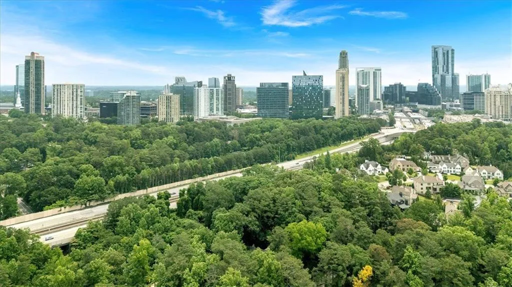 400 Old Ivy Road Ne, Atlanta, Georgia 30342, 6 Bedrooms Bedrooms, ,5 BathroomsBathrooms,Residential,For Sale,400 Old Ivy Road Ne,7587228