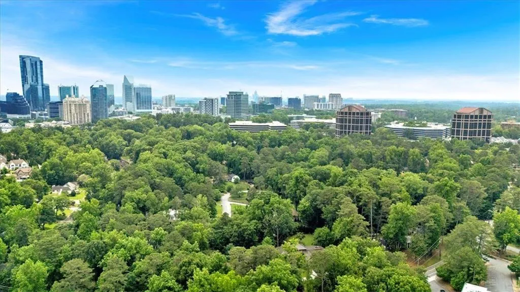 400 Old Ivy Road Ne, Atlanta, Georgia 30342, 6 Bedrooms Bedrooms, ,5 BathroomsBathrooms,Residential,For Sale,400 Old Ivy Road Ne,7587228