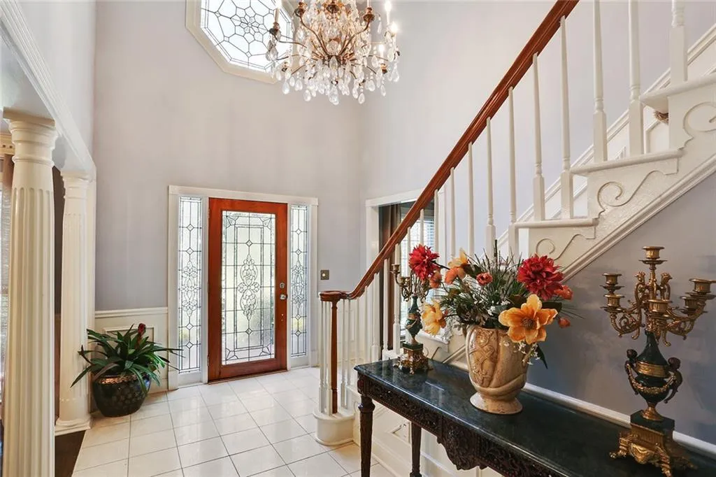 3210 Spalding Drive, Atlanta, Georgia 30350, 6 Bedrooms Bedrooms, ,4 BathroomsBathrooms,Residential,Sold,3210 Spalding Drive,5913519