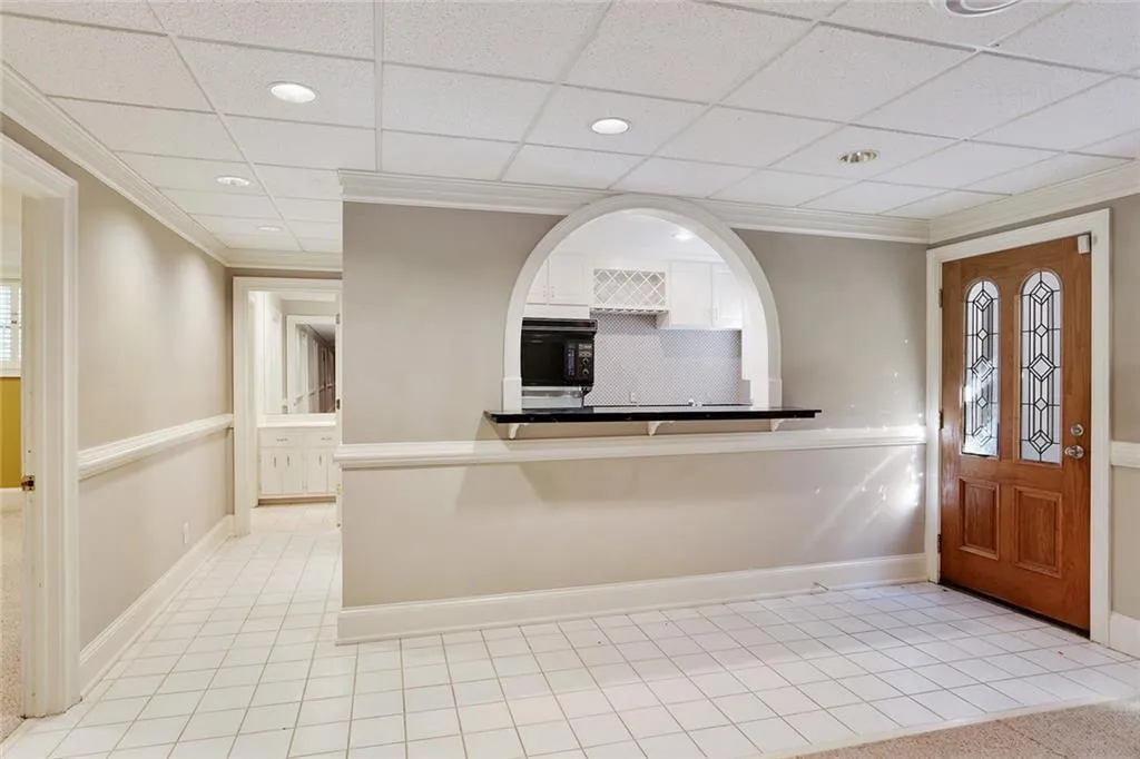 3210 Spalding Drive, Atlanta, Georgia 30350, 6 Bedrooms Bedrooms, ,4 BathroomsBathrooms,Residential,Sold,3210 Spalding Drive,5913519