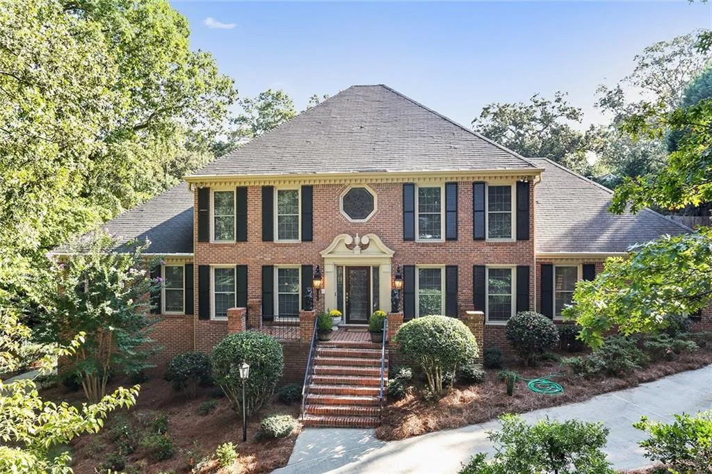 3210 Spalding Drive, Atlanta, Georgia 30350, 6 Bedrooms Bedrooms, ,4 BathroomsBathrooms,Residential,Sold,3210 Spalding Drive,5913519