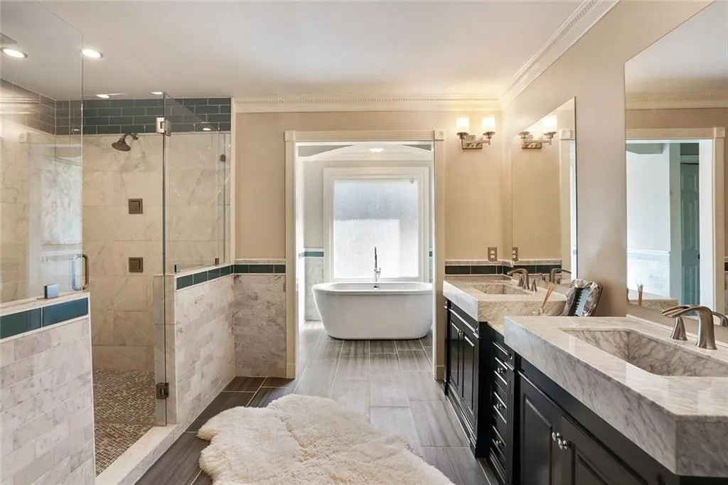 3210 Spalding Drive, Atlanta, Georgia 30350, 6 Bedrooms Bedrooms, ,4 BathroomsBathrooms,Residential,Sold,3210 Spalding Drive,5913519