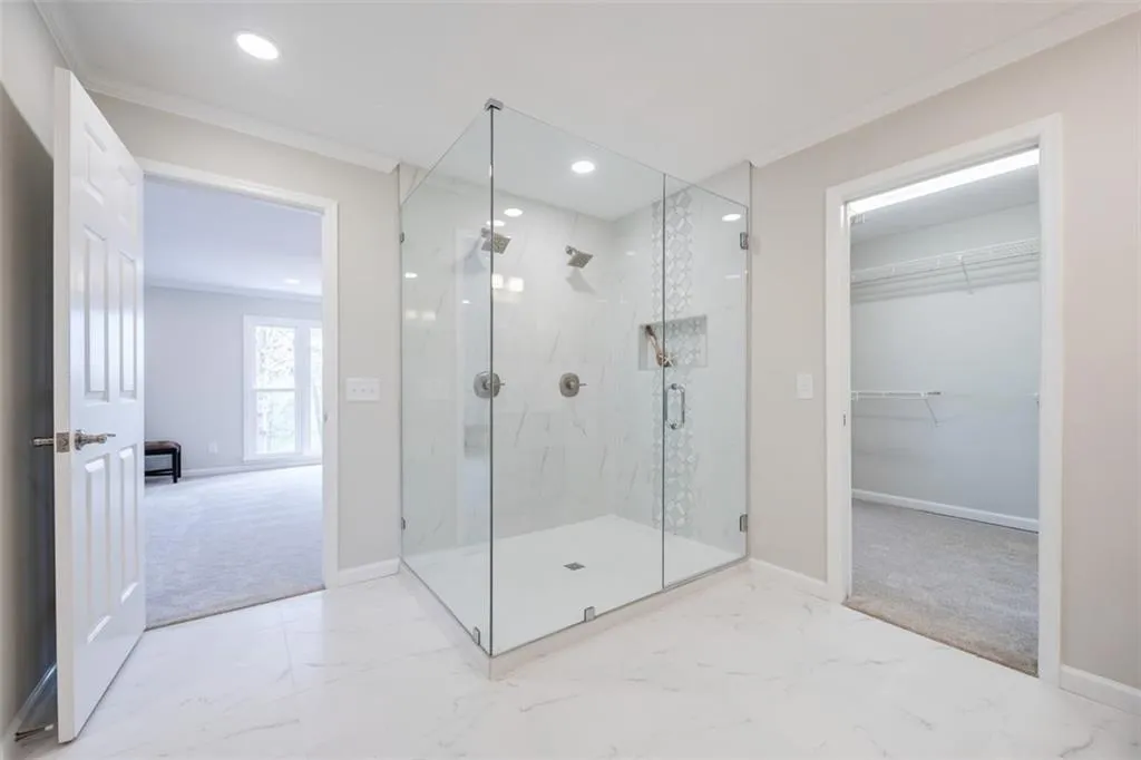 90 Cliffcreek Trace, Sandy Springs, Georgia 30350, 6 Bedrooms Bedrooms, ,4 BathroomsBathrooms,Residential,Sold,90 Cliffcreek Trace,6877833