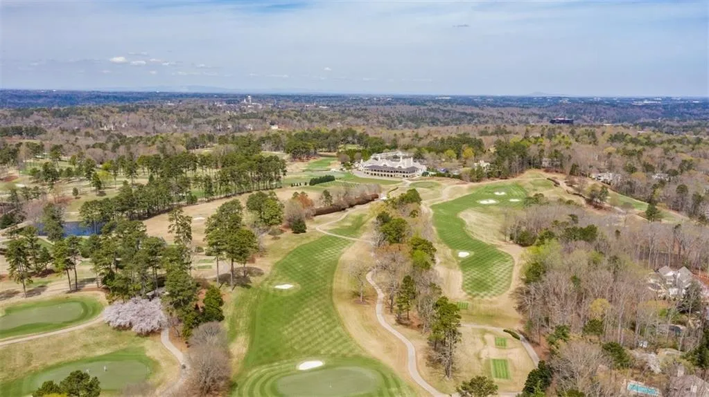 90 Cliffcreek Trace, Sandy Springs, Georgia 30350, 6 Bedrooms Bedrooms, ,4 BathroomsBathrooms,Residential,Sold,90 Cliffcreek Trace,6877833