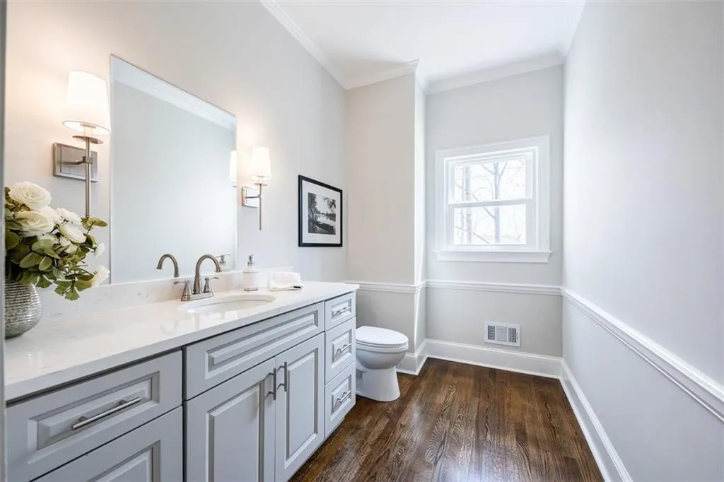 90 Cliffcreek Trace, Sandy Springs, Georgia 30350, 6 Bedrooms Bedrooms, ,4 BathroomsBathrooms,Residential,Sold,90 Cliffcreek Trace,6877833