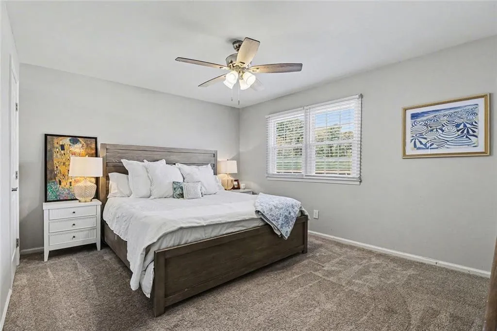 6520 Roswell Road Unit 104, Sandy Springs, Georgia 30328, 2 Bedrooms Bedrooms, ,1 BathroomBathrooms,Residential,Sold,6520 Roswell Road Unit 104,7715235