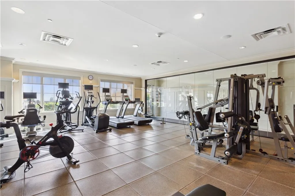 2700 Paces Ferry Road Se Unit 202, Atlanta, Georgia 30339, 2 Bedrooms Bedrooms, ,2 BathroomsBathrooms,Residential,For Sale,2700 Paces Ferry Road Se Unit 202,7578557
