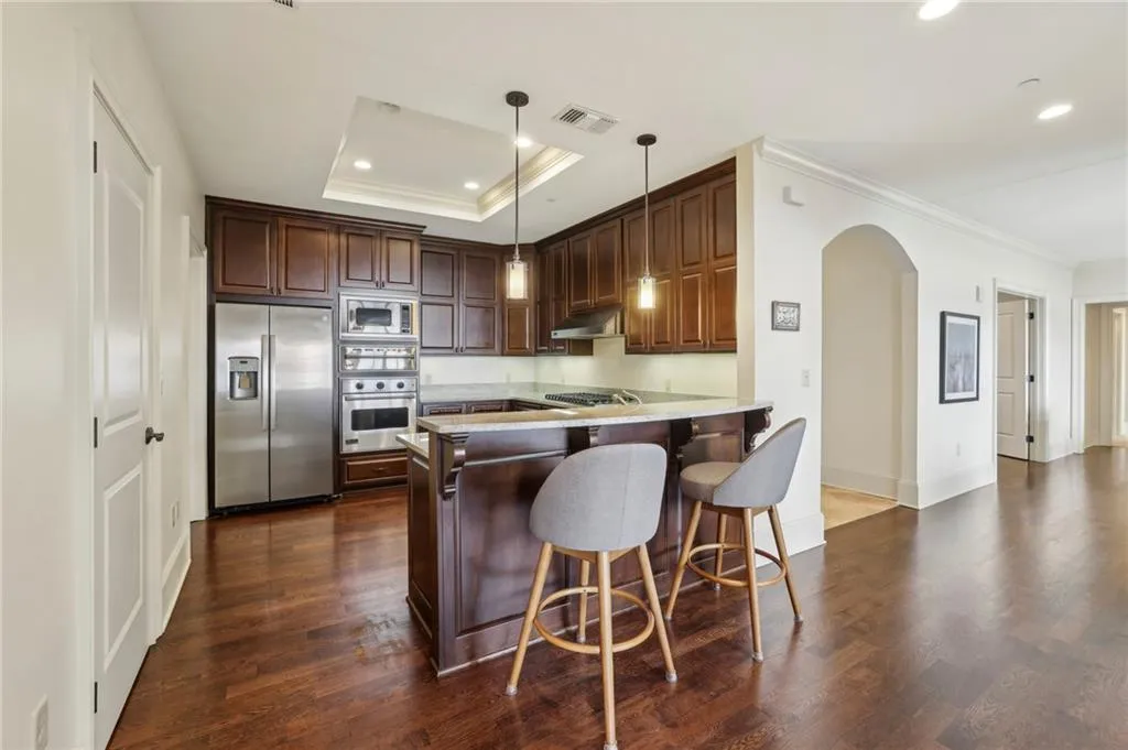 2700 Paces Ferry Road Se Unit 202, Atlanta, Georgia 30339, 2 Bedrooms Bedrooms, ,2 BathroomsBathrooms,Residential,For Sale,2700 Paces Ferry Road Se Unit 202,7578557