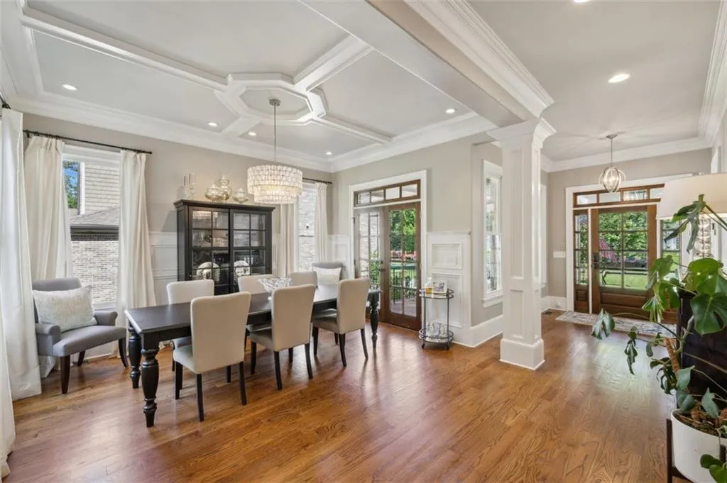 1589 Trentwood Place Ne, Brookhaven, Georgia 30319, 5 Bedrooms Bedrooms, ,6 BathroomsBathrooms,Residential,For Sale,1589 Trentwood Place Ne,7597346