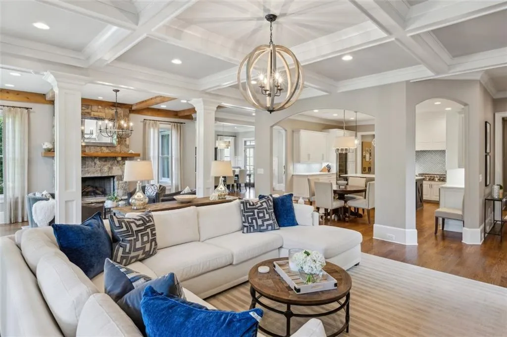 1589 Trentwood Place Ne, Brookhaven, Georgia 30319, 5 Bedrooms Bedrooms, ,6 BathroomsBathrooms,Residential,For Sale,1589 Trentwood Place Ne,7597346
