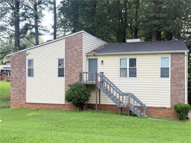 976 Bernice Court, Lawrenceville, Georgia 30045