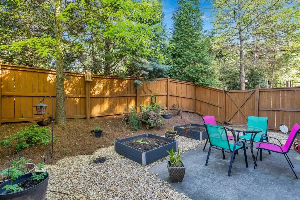 7900 Glisten Avenue, Sandy Springs, Georgia 30328, 3 Bedrooms Bedrooms, ,2 BathroomsBathrooms,Residential,Sold,7900 Glisten Avenue,6711484