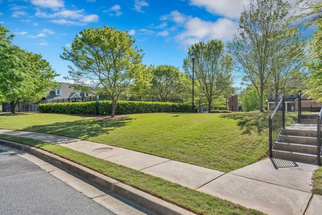 7900 Glisten Avenue, Sandy Springs, Georgia 30328, 3 Bedrooms Bedrooms, ,2 BathroomsBathrooms,Residential,Sold,7900 Glisten Avenue,6711484