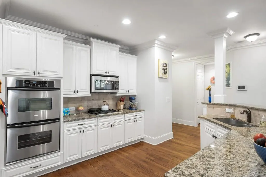 7900 Glisten Avenue, Sandy Springs, Georgia 30328, 3 Bedrooms Bedrooms, ,2 BathroomsBathrooms,Residential,Sold,7900 Glisten Avenue,6711484