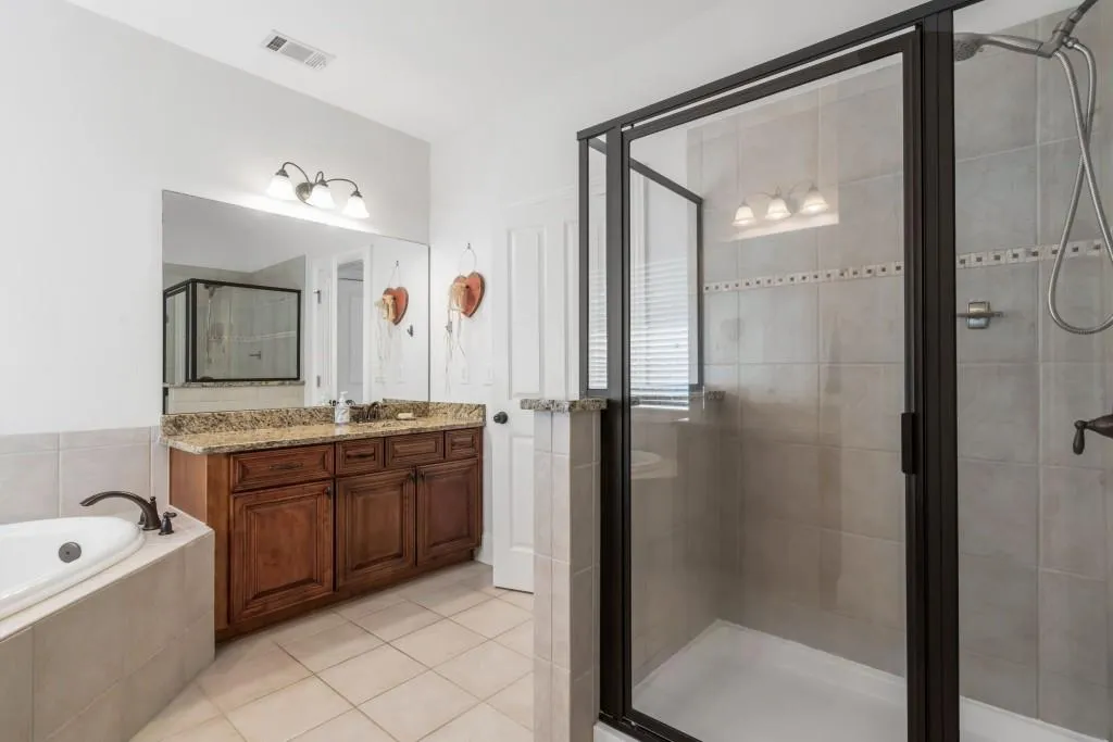 7900 Glisten Avenue, Sandy Springs, Georgia 30328, 3 Bedrooms Bedrooms, ,2 BathroomsBathrooms,Residential,Sold,7900 Glisten Avenue,6711484
