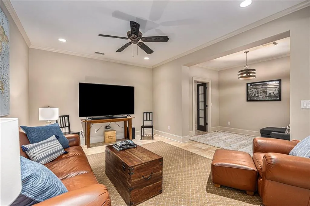 136 Hardeman Road, Atlanta, Georgia 30342, 4 Bedrooms Bedrooms, ,4 BathroomsBathrooms,Residential,Sold,136 Hardeman Road,7381918