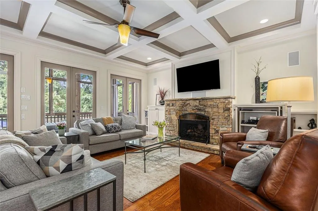 136 Hardeman Road, Atlanta, Georgia 30342, 4 Bedrooms Bedrooms, ,4 BathroomsBathrooms,Residential,Sold,136 Hardeman Road,7381918