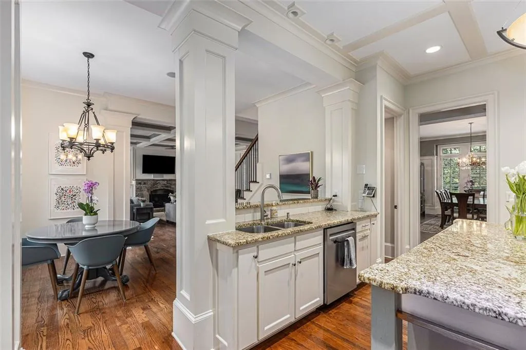 136 Hardeman Road, Atlanta, Georgia 30342, 4 Bedrooms Bedrooms, ,4 BathroomsBathrooms,Residential,Sold,136 Hardeman Road,7381918