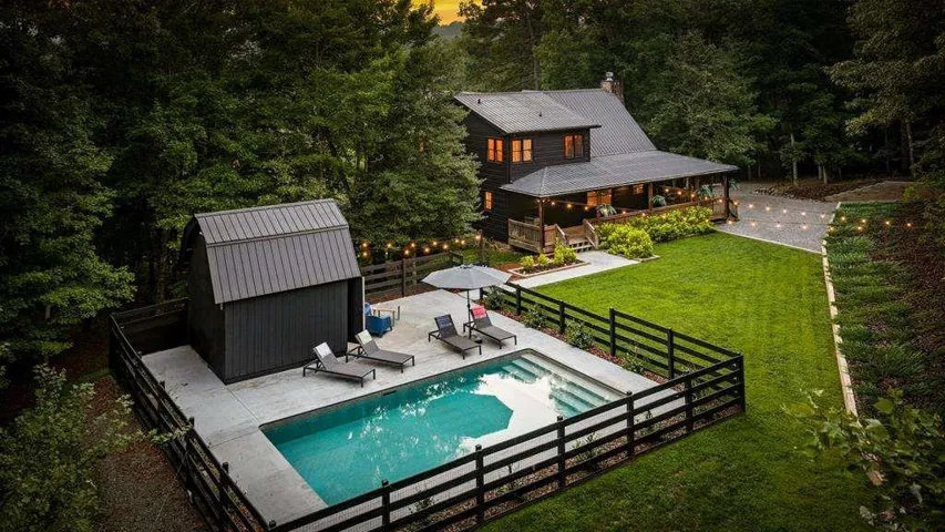 185 Austin Mountain Road, Copperhill, Tennessee 37317