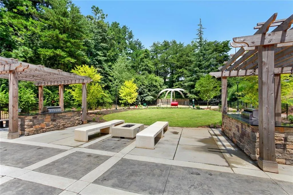 799 Hammond Drive Unit 124, Sandy Springs, Georgia 30328, 1 Bedroom Bedrooms, ,1 BathroomBathrooms,Residential,Sold,799 Hammond Drive Unit 124,6928968