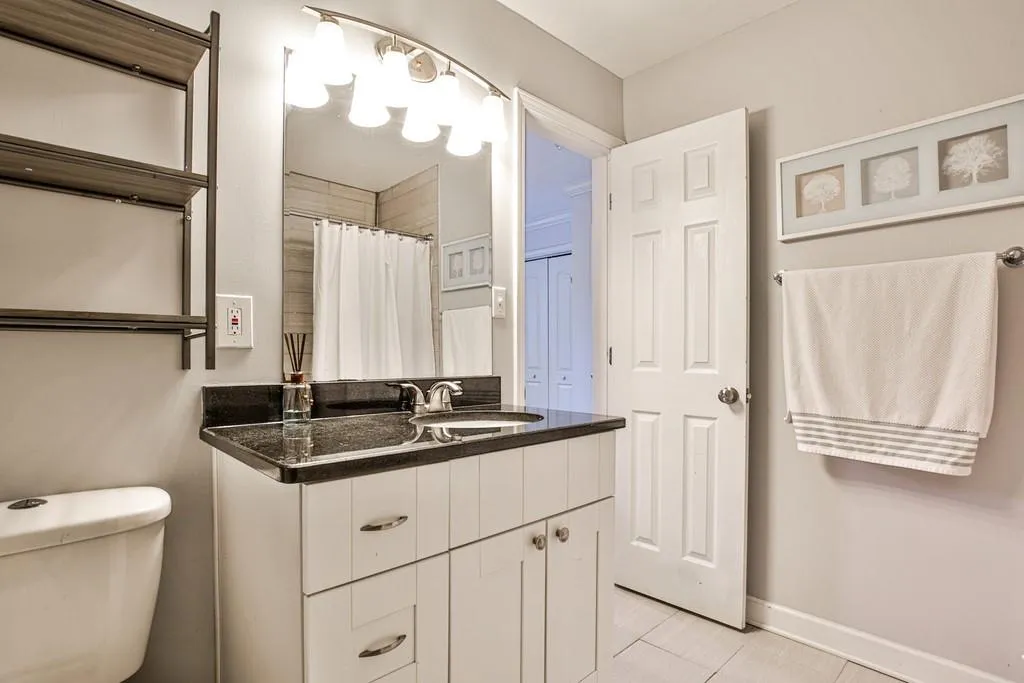 265 Winding River Drive Unit H, Sandy Springs, Georgia 30350, 2 Bedrooms Bedrooms, ,1 BathroomBathrooms,Residential,Sold,265 Winding River Drive Unit H,6767840