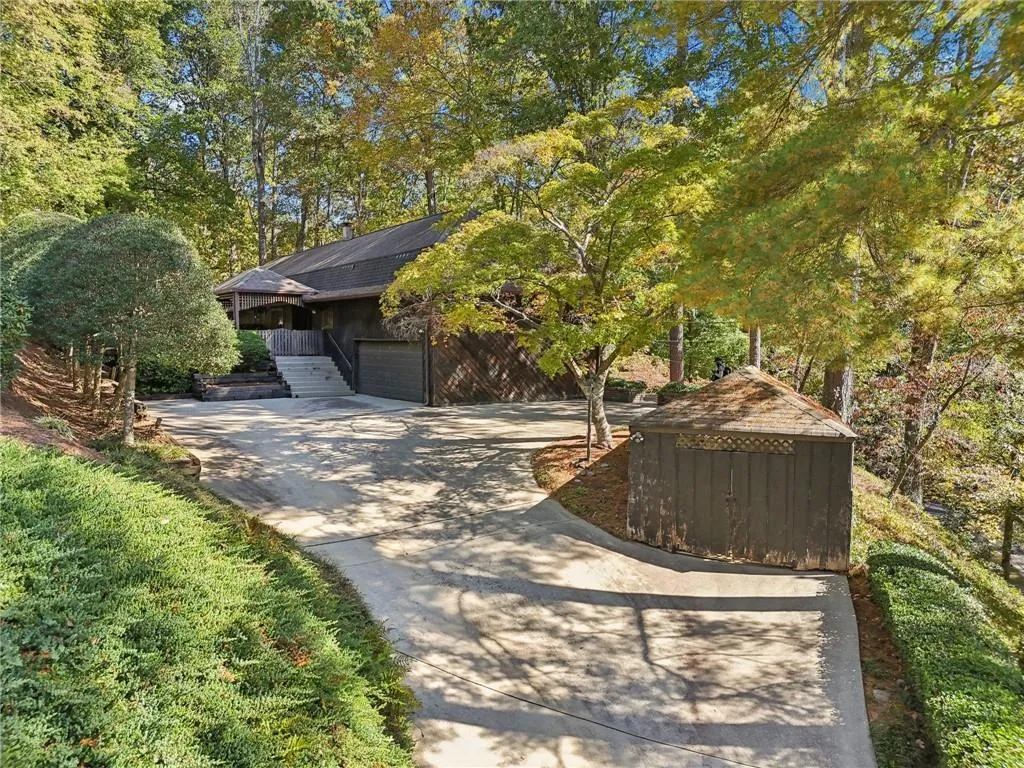 7080 Riverside Drive, Atlanta, Georgia 30328, 4 Bedrooms Bedrooms, ,4 BathroomsBathrooms,Residential,For Sale,7080 Riverside Drive,7672212 7080 Riverside Drive, Atlanta, Georgia 30328, 4 Bedrooms Bedrooms, ,4 BathroomsBathrooms,Residential,For Sale,7080 Riverside Drive,7672212