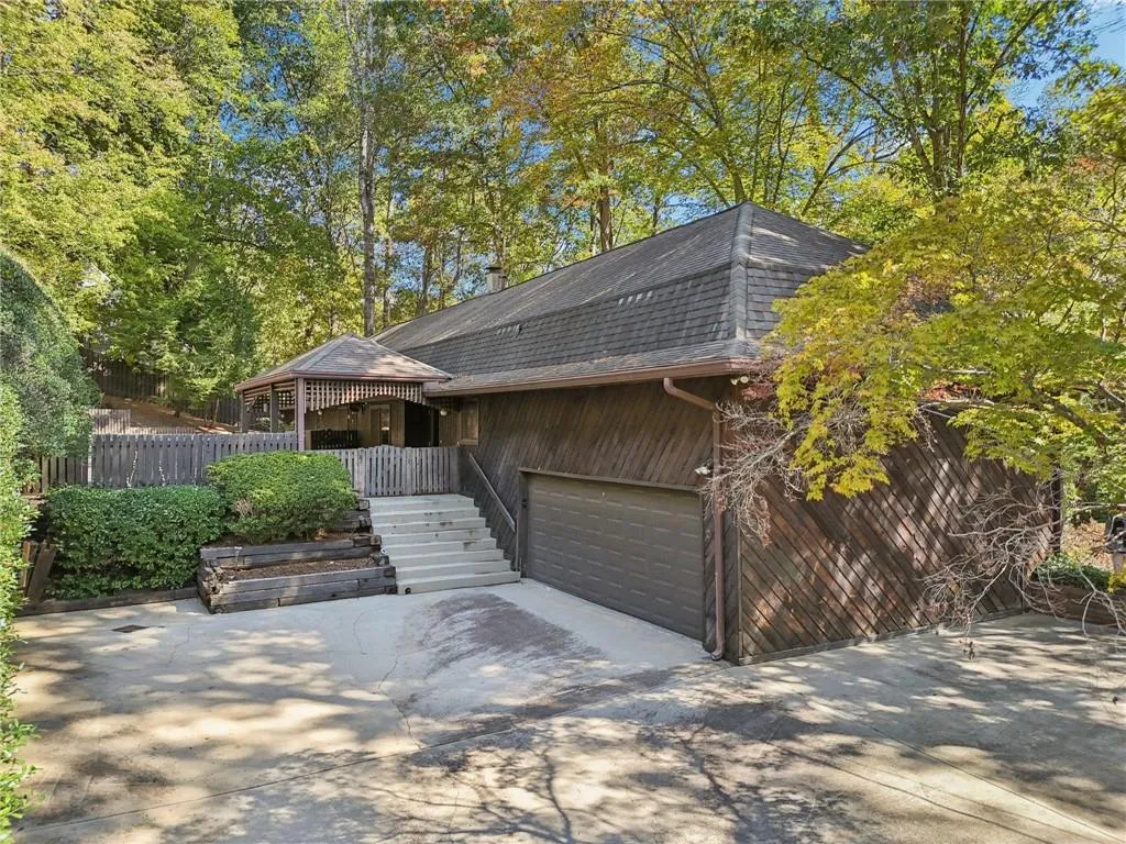 7080 Riverside Drive, Atlanta, Georgia 30328, 4 Bedrooms Bedrooms, ,4 BathroomsBathrooms,Residential,For Sale,7080 Riverside Drive,7672212 7080 Riverside Drive, Atlanta, Georgia 30328, 4 Bedrooms Bedrooms, ,4 BathroomsBathrooms,Residential,For Sale,7080 Riverside Drive,7672212