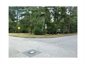 411 Safari Circle, Stone Mountain, Georgia 30083