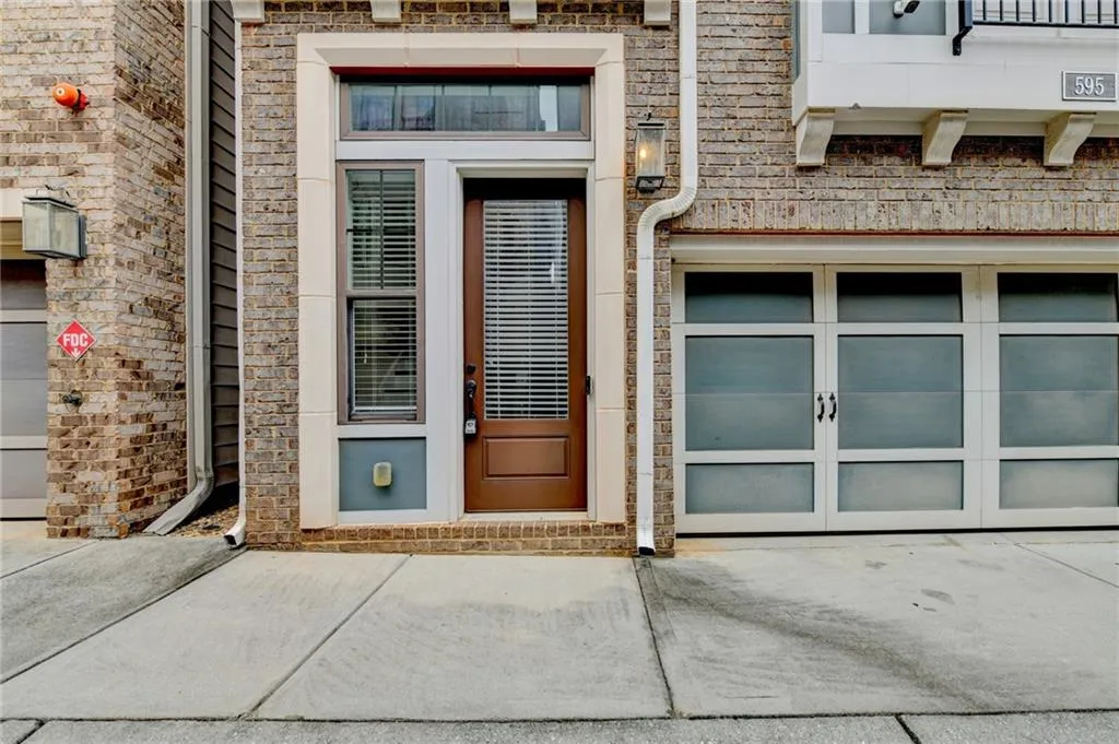 595 Broadview Place Ne, Atlanta, Georgia 30324, 3 Bedrooms Bedrooms, 0 ,3 BathroomsBathrooms,Residential,For Sale,595 Broadview Place Ne,7850159