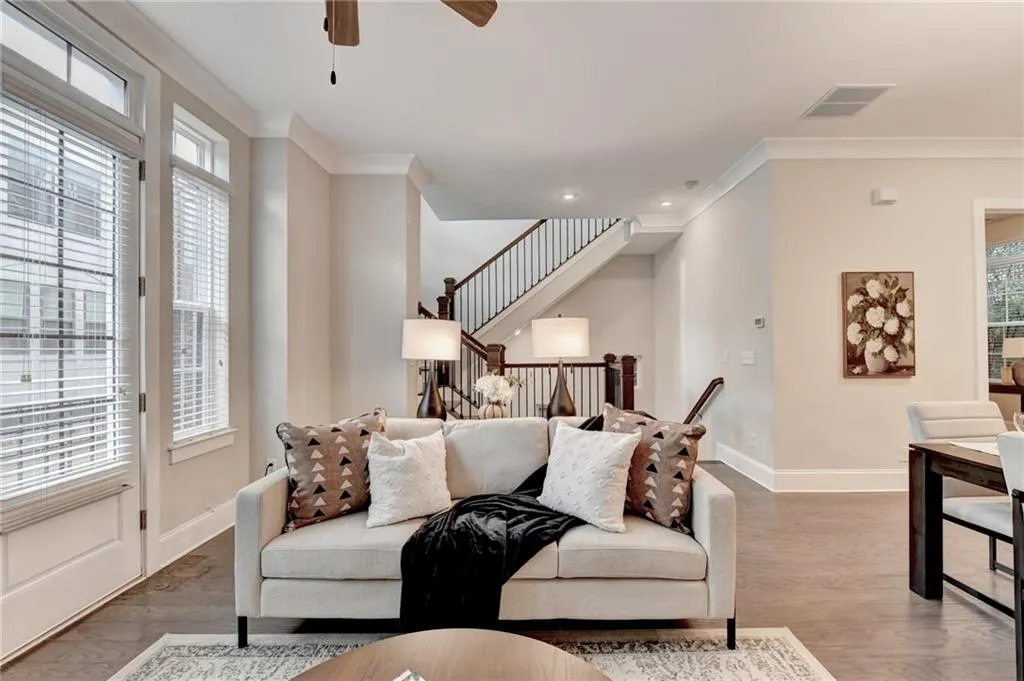 595 Broadview Place Ne, Atlanta, Georgia 30324, 3 Bedrooms Bedrooms, 0 ,3 BathroomsBathrooms,Residential,For Sale,595 Broadview Place Ne,7850159