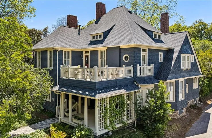 36 Delta Place Ne, Atlanta, Georgia 30307