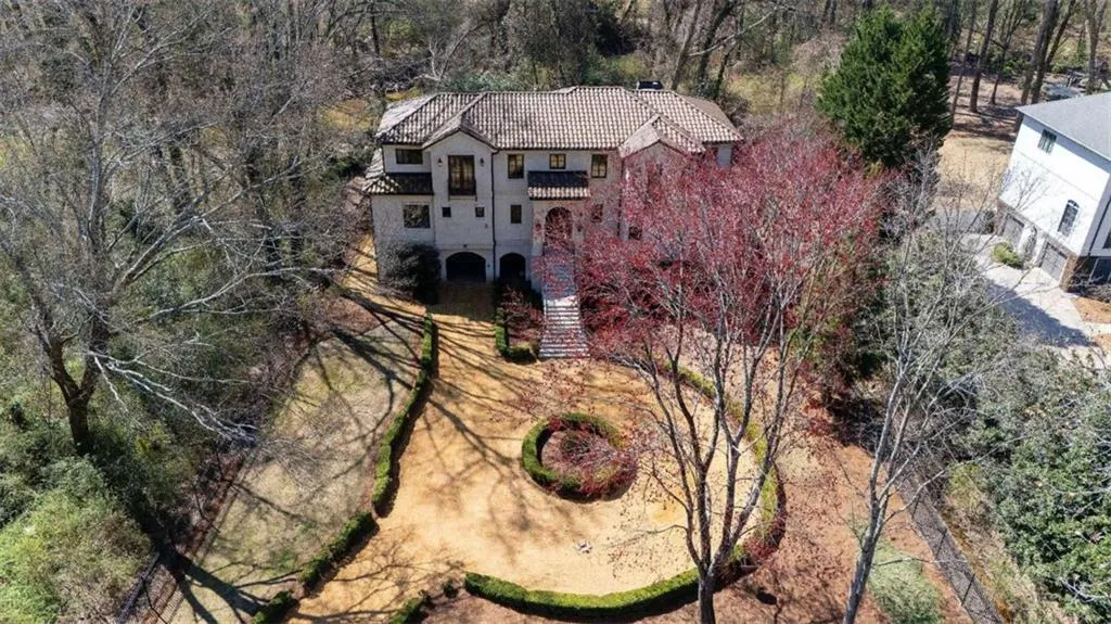 968 Peachtree Battle Circle, Atlanta, Georgia 30327, 4 Bedrooms Bedrooms, ,4 BathroomsBathrooms,Residential,For Sale,968 Peachtree Battle Circle,7673197