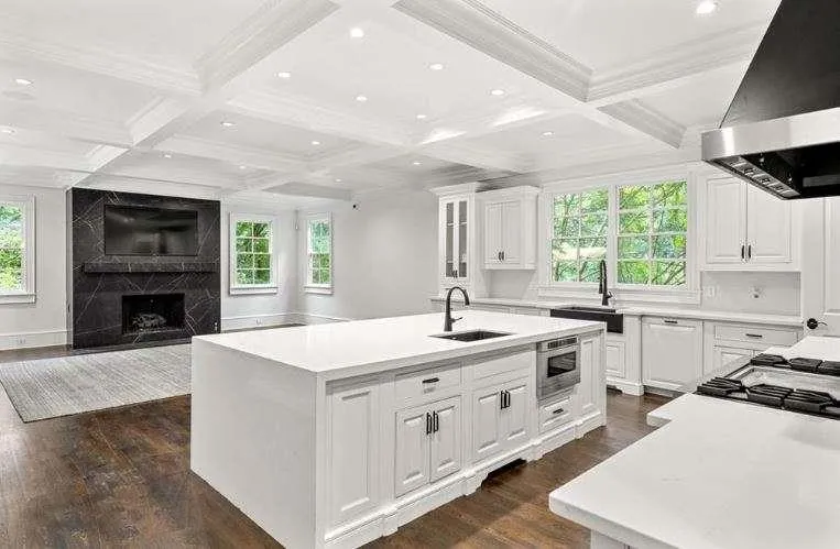 968 Peachtree Battle Circle, Atlanta, Georgia 30327, 4 Bedrooms Bedrooms, ,4 BathroomsBathrooms,Residential,For Sale,968 Peachtree Battle Circle,7673197