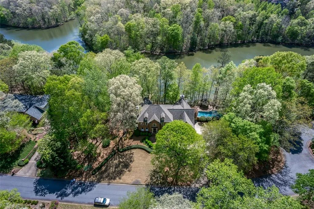 8185 Landing S., Sandy Springs, Georgia 30350, 4 Bedrooms Bedrooms, ,4 BathroomsBathrooms,Residential,Sold,8185 Landing S.,6125826