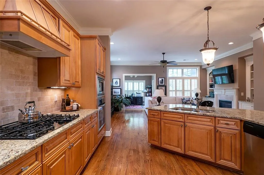 962 Telfair Close, Atlanta, Georgia 30350, 3 Bedrooms Bedrooms, ,3 BathroomsBathrooms,Residential,Sold,962 Telfair Close,6766298