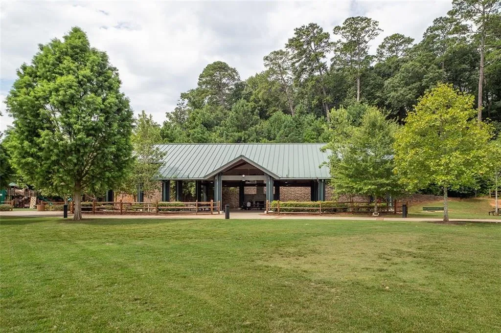 962 Telfair Close, Atlanta, Georgia 30350, 3 Bedrooms Bedrooms, ,3 BathroomsBathrooms,Residential,Sold,962 Telfair Close,6766298