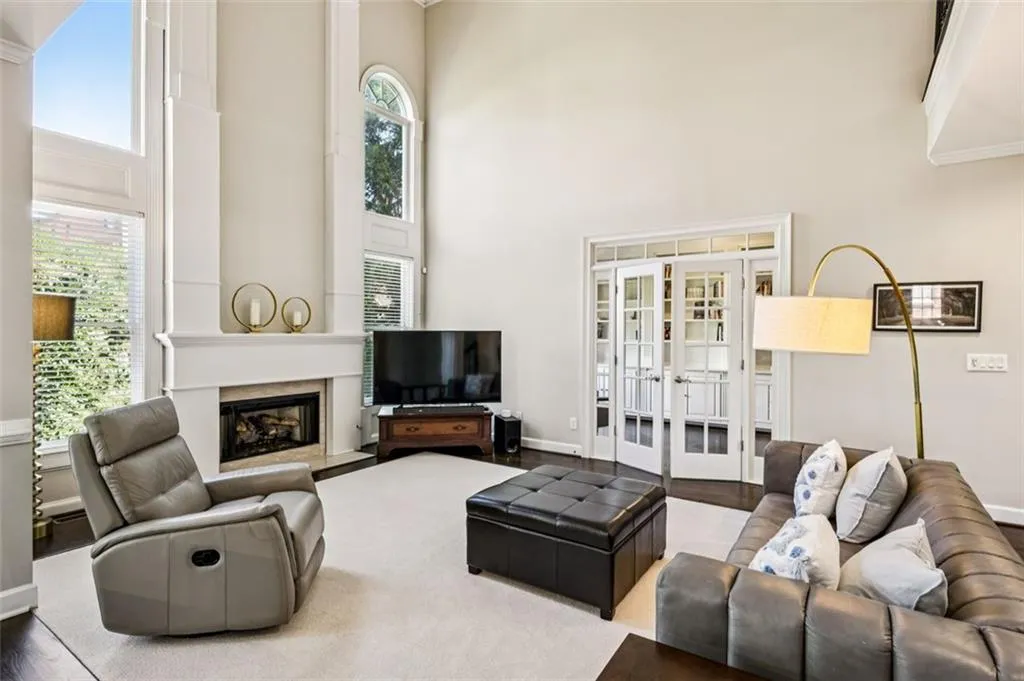 2296 Valley Brook Way Ne, Brookhaven, Georgia 30319, 5 Bedrooms Bedrooms, ,4 BathroomsBathrooms,Residential,For Sale,2296 Valley Brook Way Ne,7642868