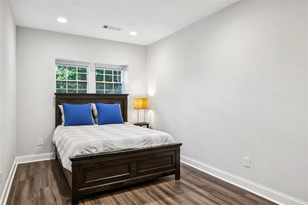 2296 Valley Brook Way Ne, Brookhaven, Georgia 30319, 5 Bedrooms Bedrooms, ,4 BathroomsBathrooms,Residential,For Sale,2296 Valley Brook Way Ne,7642868