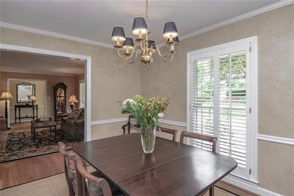 100 Finchley Court, Sandy Springs, Georgia 30328, 4 Bedrooms Bedrooms, ,2 BathroomsBathrooms,Residential,Sold,100 Finchley Court,6876968