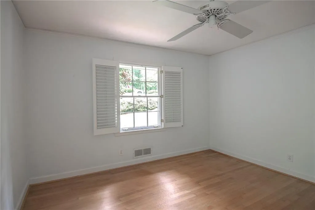 100 Finchley Court, Sandy Springs, Georgia 30328, 4 Bedrooms Bedrooms, ,2 BathroomsBathrooms,Residential,Sold,100 Finchley Court,6876968