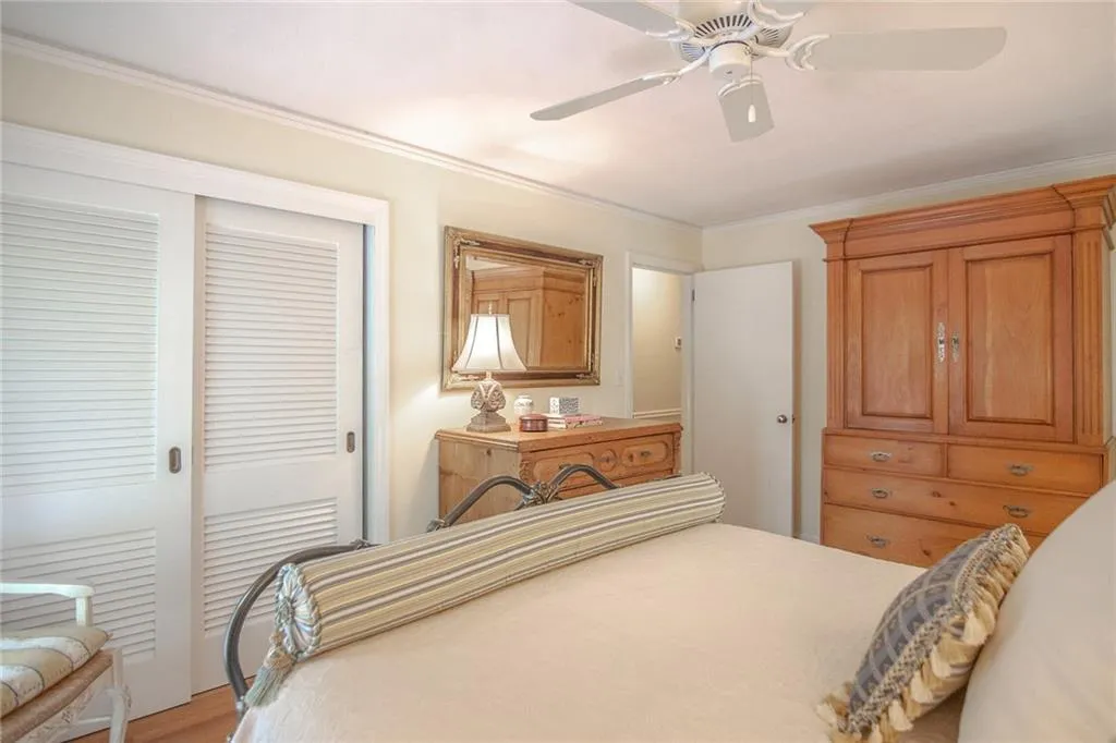 100 Finchley Court, Sandy Springs, Georgia 30328, 4 Bedrooms Bedrooms, ,2 BathroomsBathrooms,Residential,Sold,100 Finchley Court,6876968