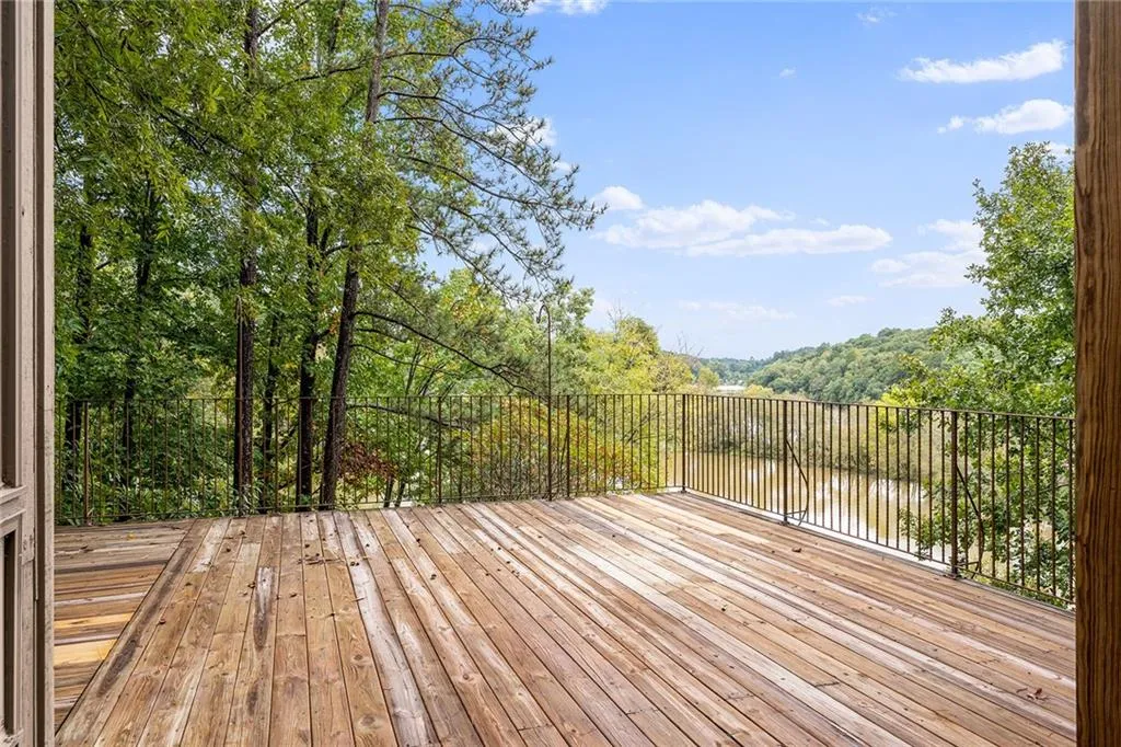 9590 Marsh Cove Court, Sandy Springs, Georgia 30350, 4 Bedrooms Bedrooms, ,4 BathroomsBathrooms,Residential,Sold,9590 Marsh Cove Court,6953911