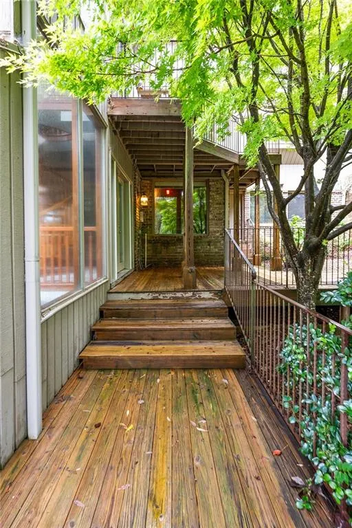 9590 Marsh Cove Court, Sandy Springs, Georgia 30350, 4 Bedrooms Bedrooms, ,4 BathroomsBathrooms,Residential,Sold,9590 Marsh Cove Court,6953911
