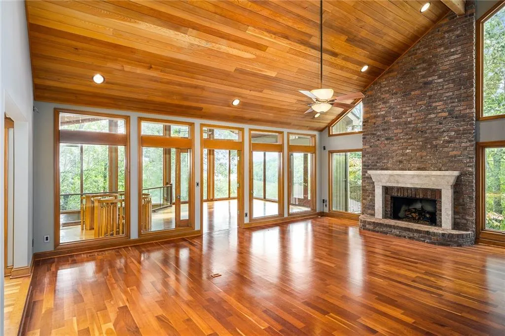 9590 Marsh Cove Court, Sandy Springs, Georgia 30350, 4 Bedrooms Bedrooms, ,4 BathroomsBathrooms,Residential,Sold,9590 Marsh Cove Court,6953911