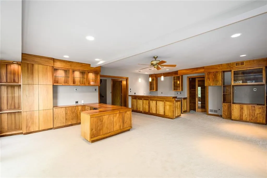 9590 Marsh Cove Court, Sandy Springs, Georgia 30350, 4 Bedrooms Bedrooms, ,4 BathroomsBathrooms,Residential,Sold,9590 Marsh Cove Court,6953911