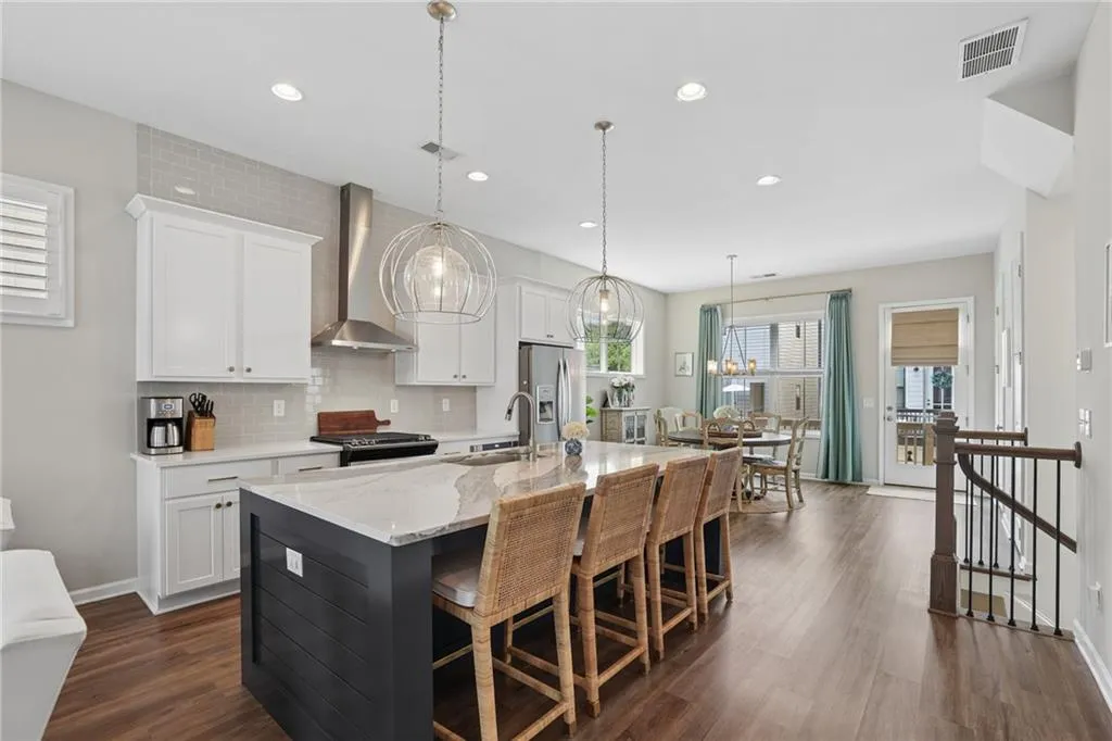2443 Folly Lane Se, Atlanta, Georgia 30339, 3 Bedrooms Bedrooms, 0 ,3 BathroomsBathrooms,Residential,For Sale,2443 Folly Lane Se,7809081