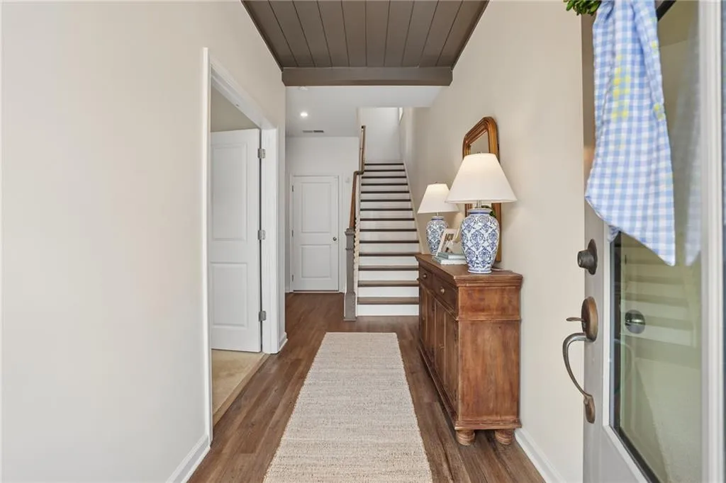 2443 Folly Lane Se, Atlanta, Georgia 30339, 3 Bedrooms Bedrooms, 0 ,3 BathroomsBathrooms,Residential,For Sale,2443 Folly Lane Se,7809081