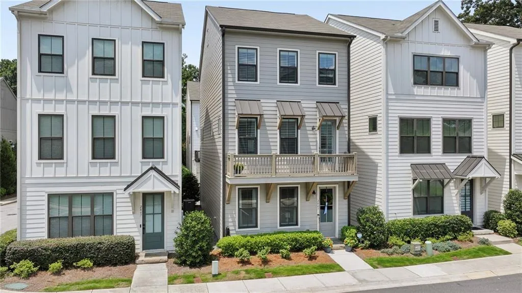 2443 Folly Lane Se, Atlanta, Georgia 30339, 3 Bedrooms Bedrooms, 0 ,3 BathroomsBathrooms,Residential,For Sale,2443 Folly Lane Se,7809081