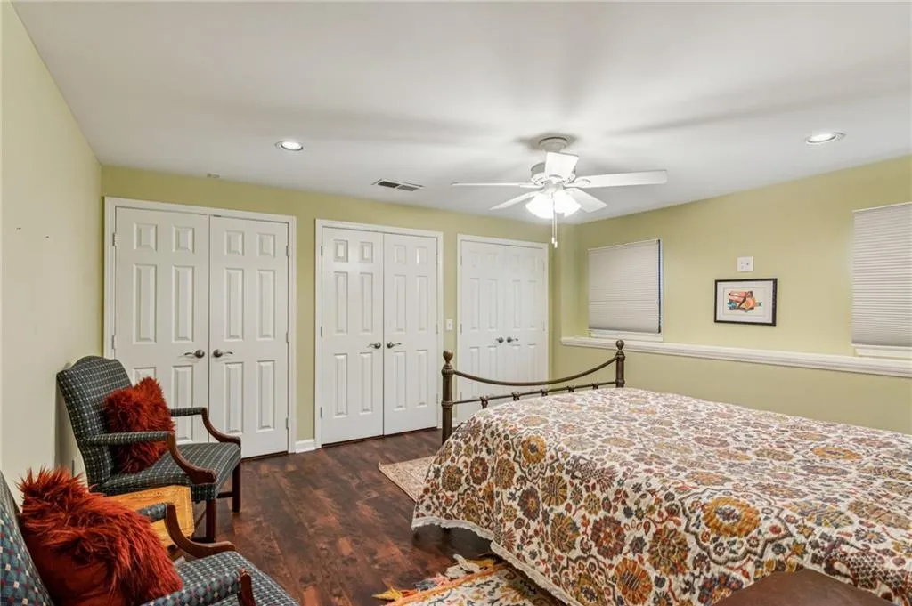 5460 E Idlewood Lane, Atlanta, Georgia 30327, 6 Bedrooms Bedrooms, ,4 BathroomsBathrooms,Residential,For Sale,5460 E Idlewood Lane,7733561